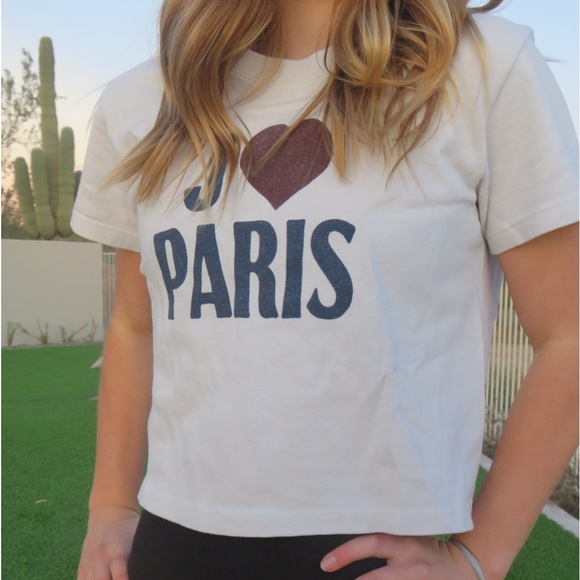 Brandy Melville Tops - Brandy Melville crop top